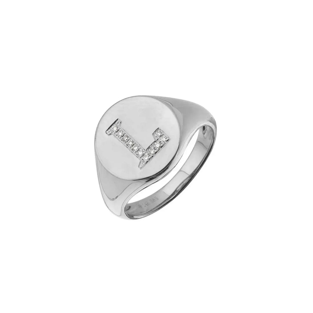 L silver color Diamong ring