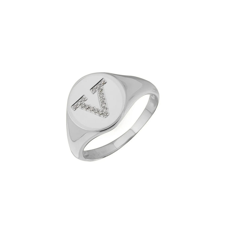 V silver color Diamong ring